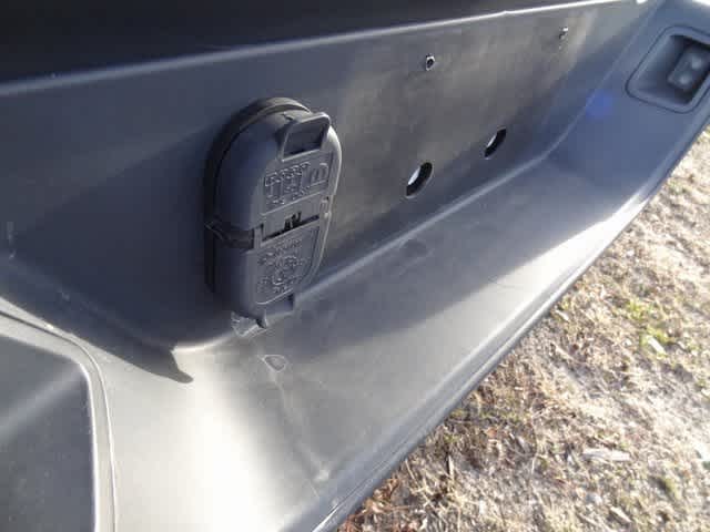 Thumbnail: 2022 Jeep Gladiator - 21