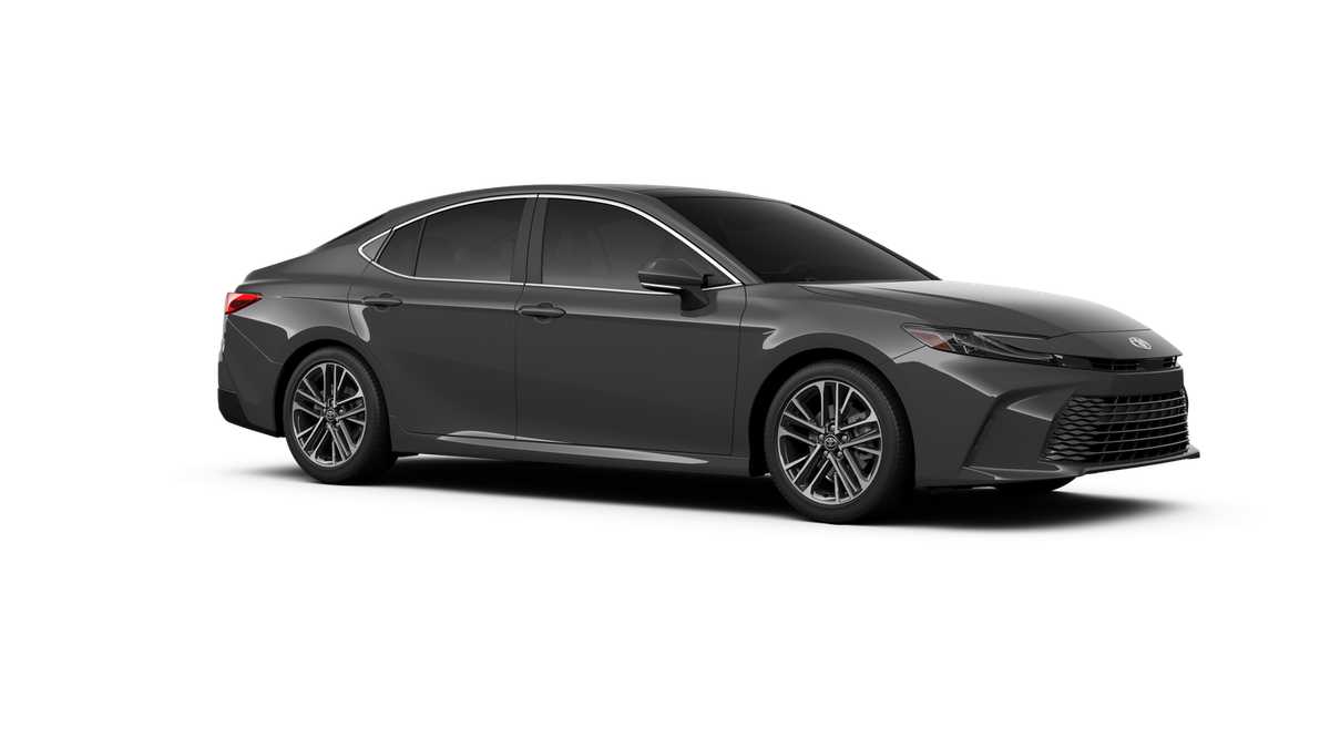 Thumbnail: 2025 Toyota Camry - 14