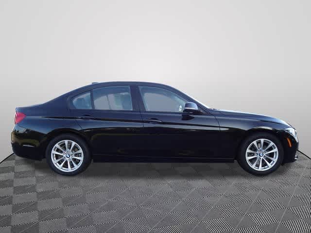 Thumbnail: 2016 BMW 3 Series - 4