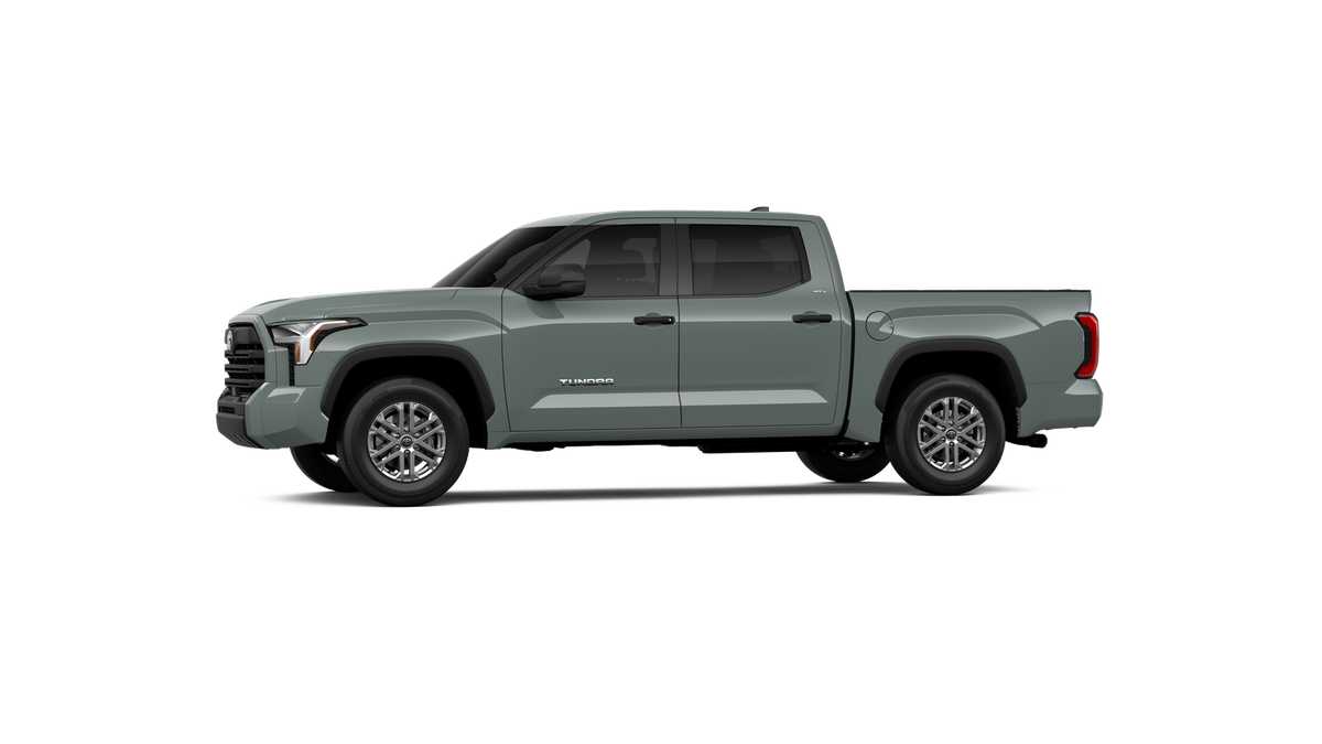 Thumbnail: 2025 Toyota Tundra - 3