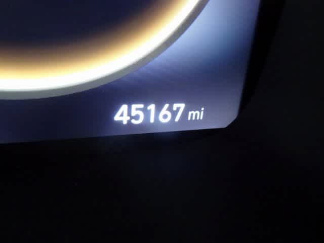 Thumbnail: 2023 Hyundai Santa Fe - 21