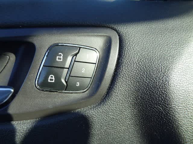 Thumbnail: 2013 Ford Escape - 10