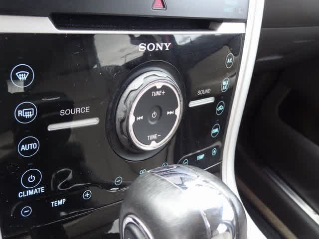 Thumbnail: 2011 Ford Edge - 10