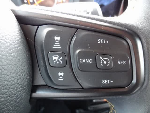 Thumbnail: 2024 Jeep Wrangler - 15