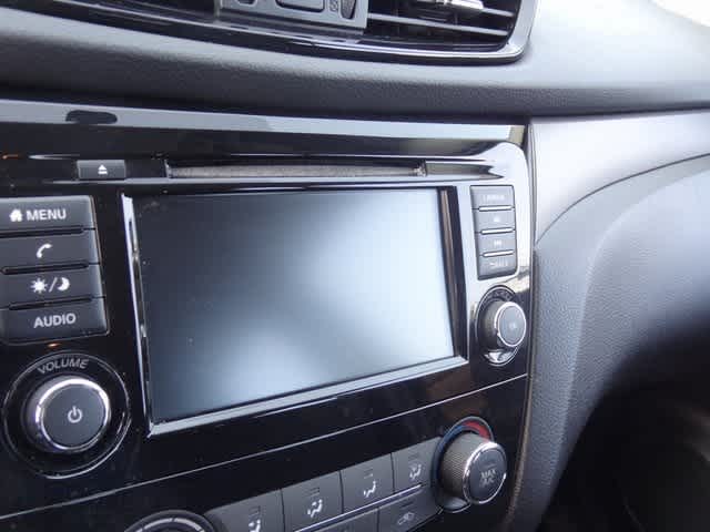 Thumbnail: 2019 Nissan Rogue Sport - 11