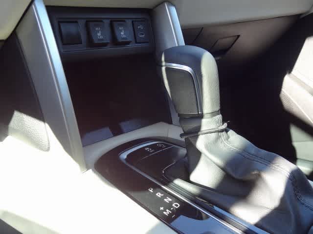 Thumbnail: 2024 Toyota Corolla Cross - 17