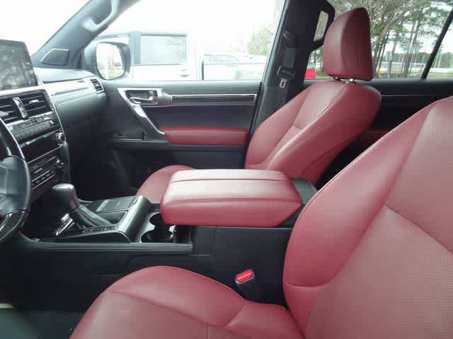 Thumbnail: 2023 Lexus GX - 10