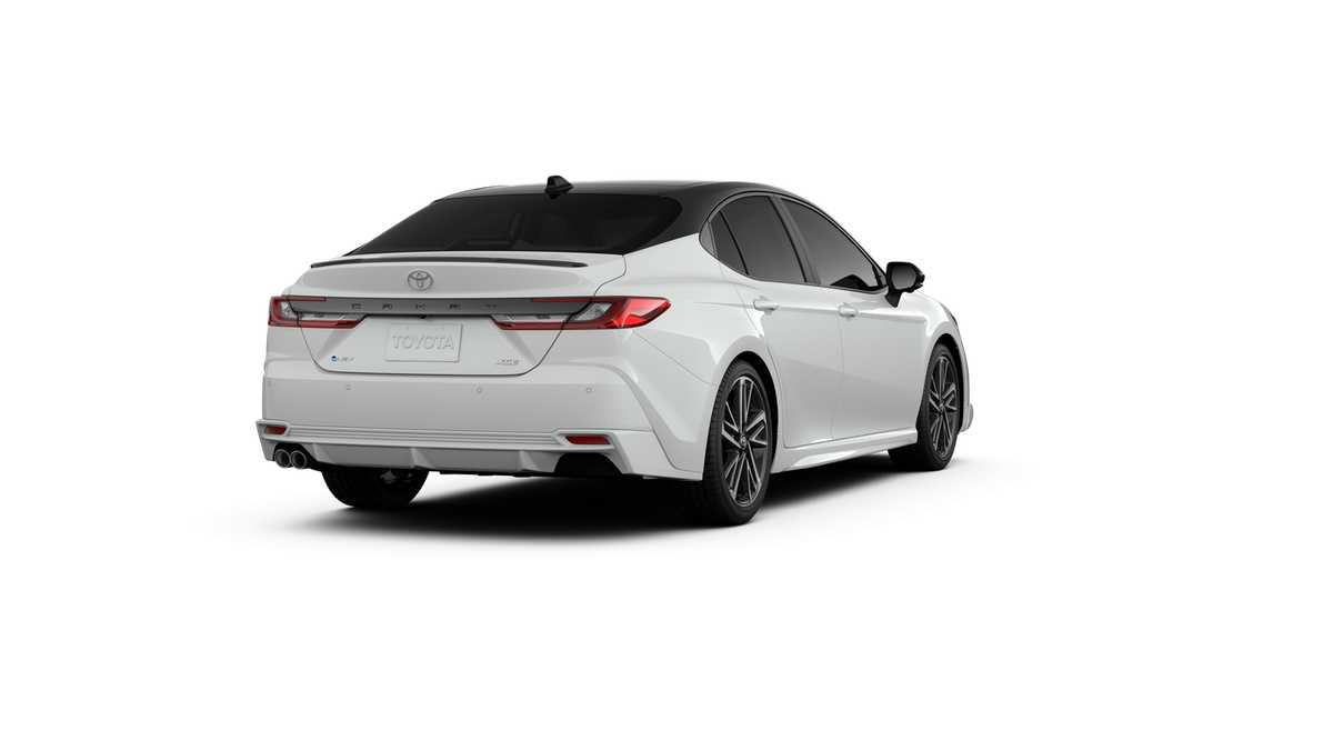 Thumbnail: 2025 Toyota Camry - 9