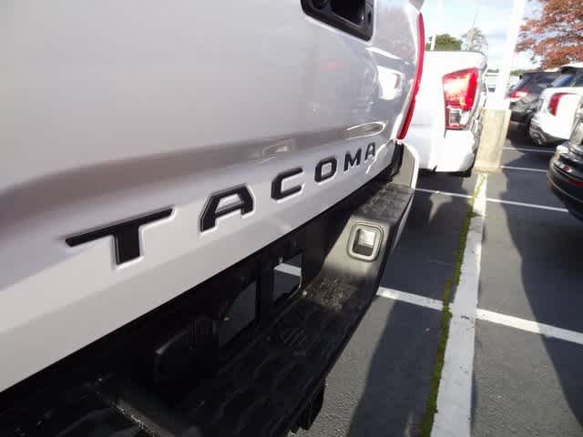 Thumbnail: 2022 Toyota Tacoma - 15