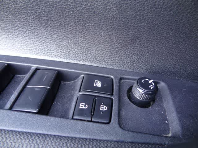 Thumbnail: 2024 Toyota Corolla - 9