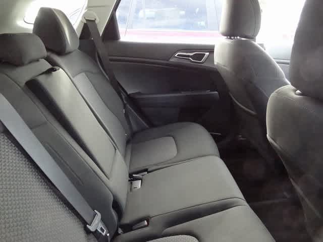 Thumbnail: 2024 Kia Sportage - 12