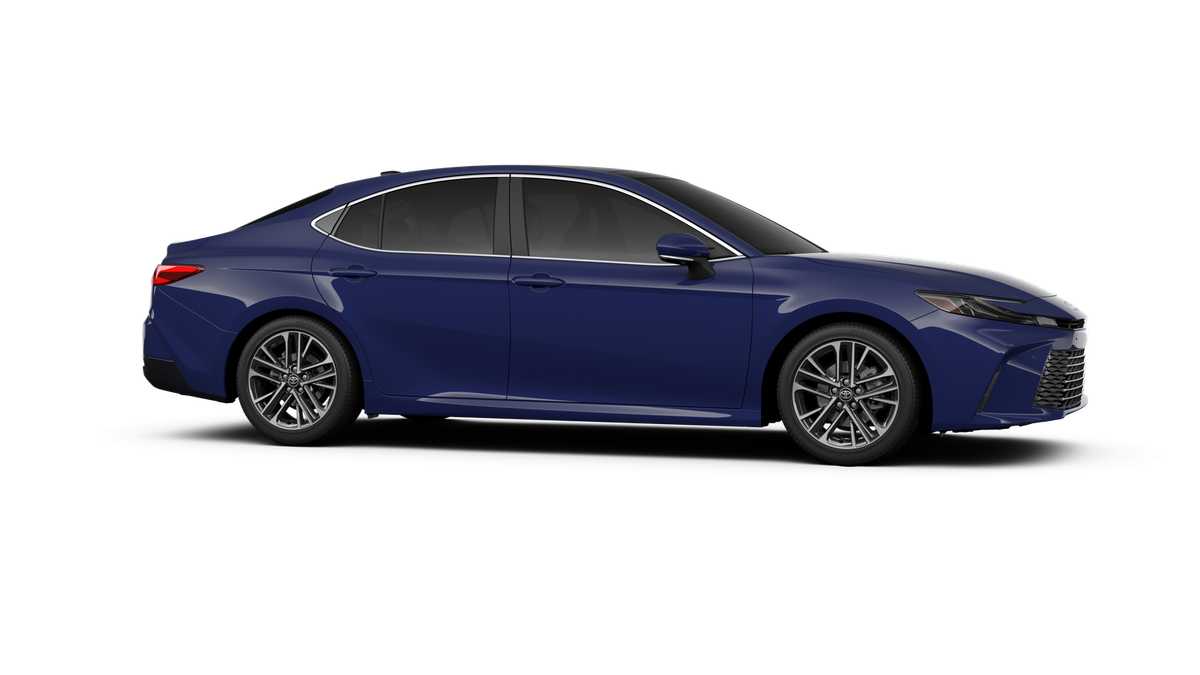 Thumbnail: 2025 Toyota Camry - 13
