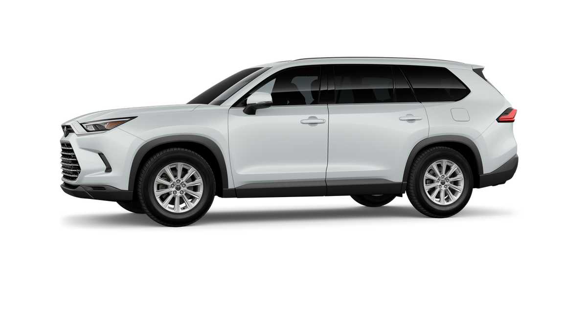 Thumbnail: 2026 Toyota Grand Highlander - 3