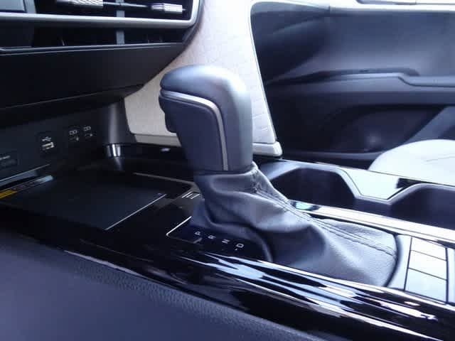 Thumbnail: 2025 Toyota Camry - 15