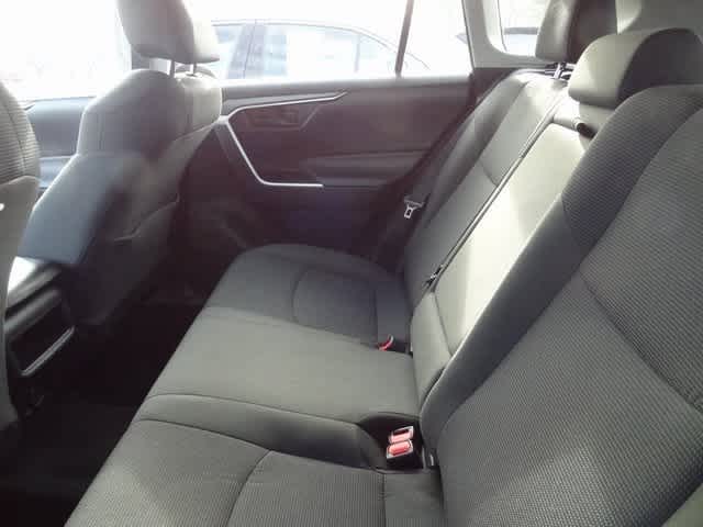 Thumbnail: 2020 Toyota RAV4 - 7