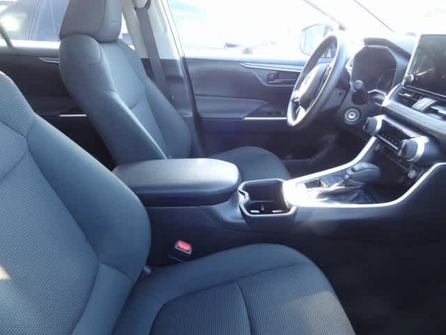 Thumbnail: 2025 Toyota RAV4 - 9