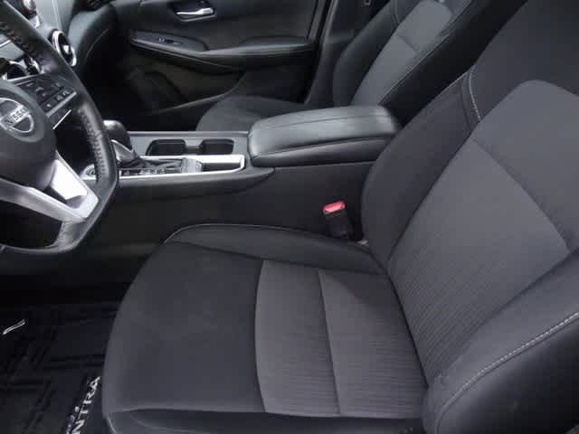 Thumbnail: 2022 Nissan Sentra - 8