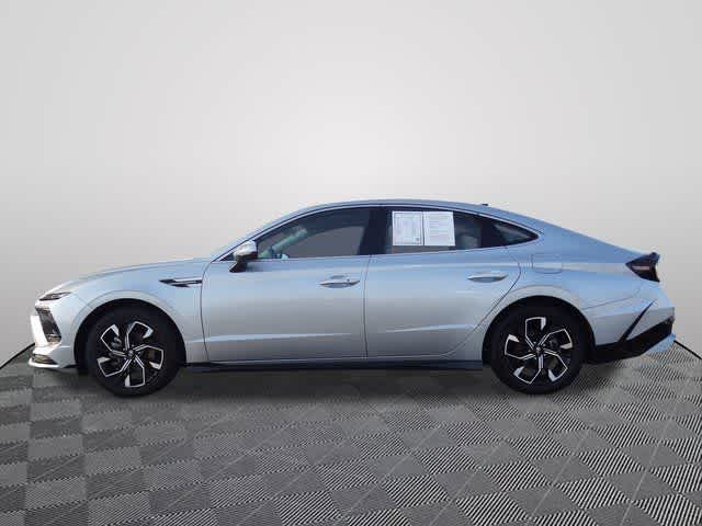 Thumbnail: 2024 Hyundai Sonata - 3