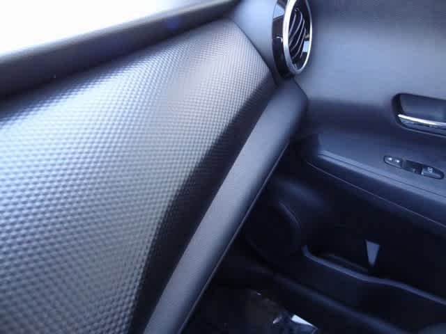 Thumbnail: 2023 Nissan Kicks - 31