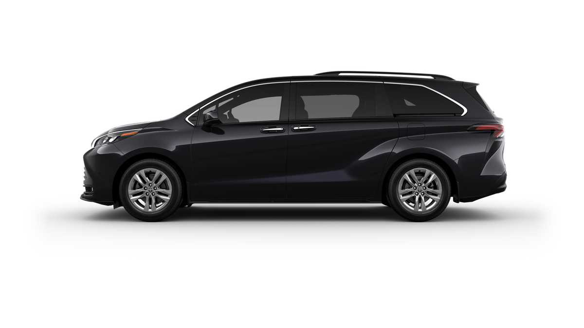 Thumbnail: 2025 Toyota Sienna - 4