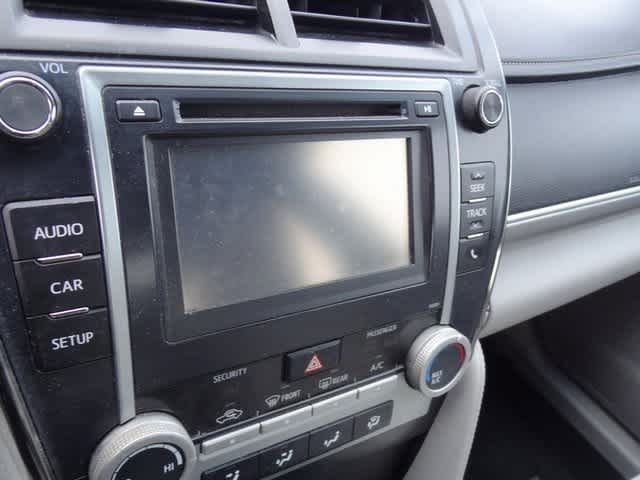 Thumbnail: 2014 Toyota Camry - 11