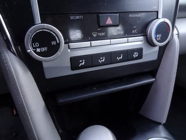 Thumbnail: 2012 Toyota Camry - 13