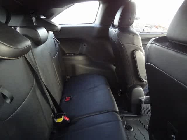 Thumbnail: 2025 Toyota Sienna - 15