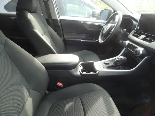 Thumbnail: 2025 Toyota RAV4 - 9