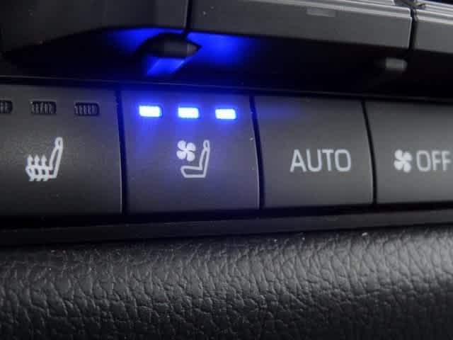 Thumbnail: 2023 Toyota Sequoia - 34