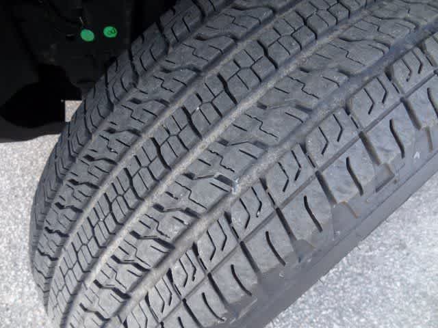 Thumbnail: 2024 Chevrolet Colorado - 33