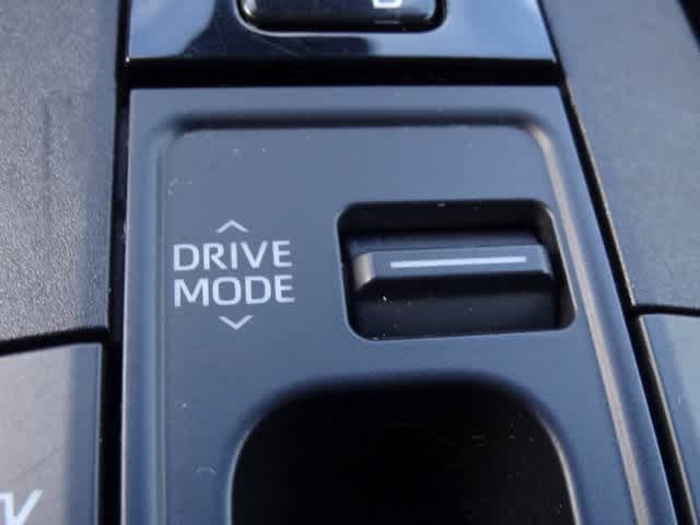 Thumbnail: 2024 Toyota Prius - 18