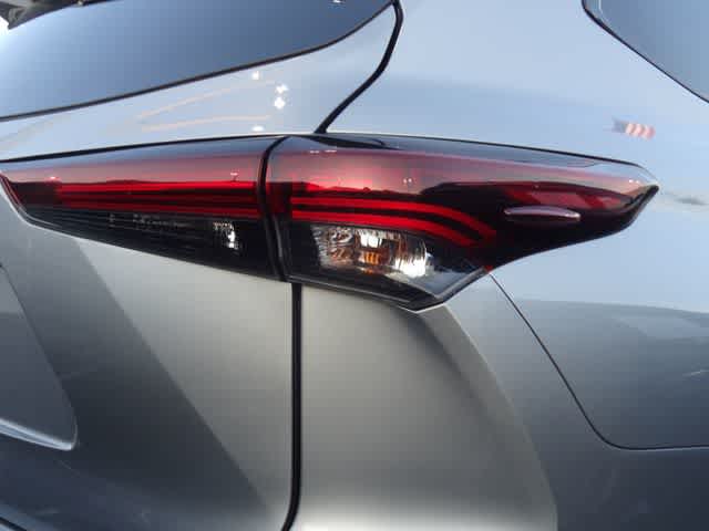 Thumbnail: 2025 Toyota Highlander - 22