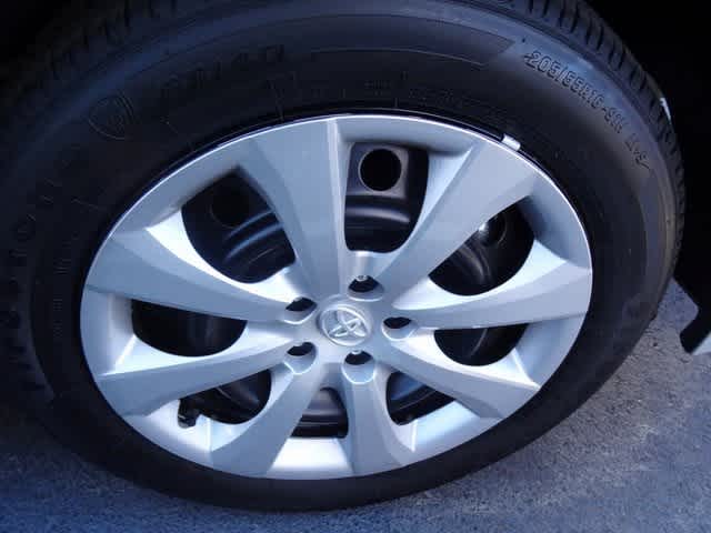 Thumbnail: 2025 Toyota Corolla - 19