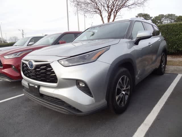 Thumbnail: 2021 Toyota Highlander - 1