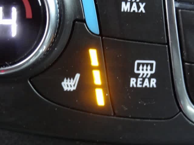 Thumbnail: 2023 Chevrolet Traverse - 32