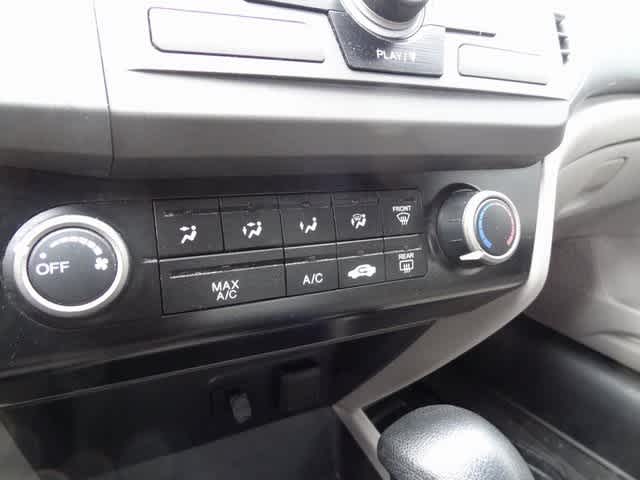 Thumbnail: 2012 Honda Civic - 10