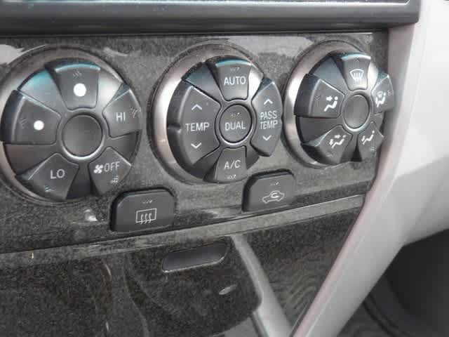 Thumbnail: 2003 Toyota 4Runner - 14