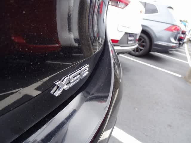 Thumbnail: 2023 Toyota Highlander - 7