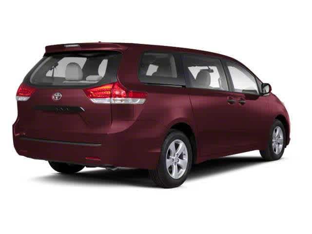 Thumbnail: 2011 Toyota Sienna - 2