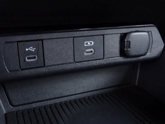 Thumbnail: 2024 Toyota Prius - 19