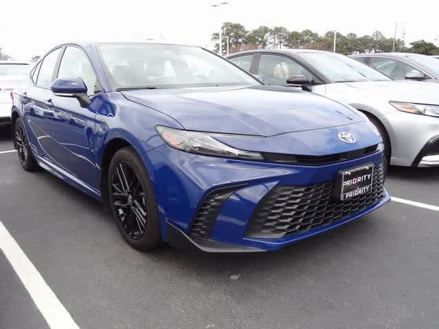 Thumbnail: 2025 Toyota Camry - 3