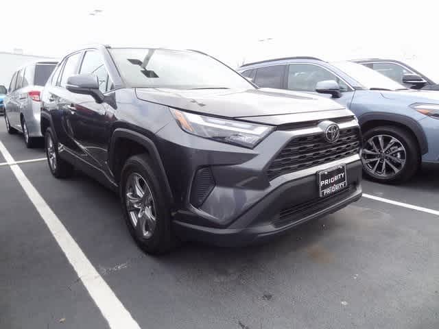 Thumbnail: 2024 Toyota RAV4 - 3