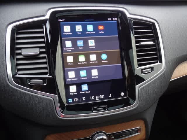 Thumbnail: 2024 Volvo XC90 - 32