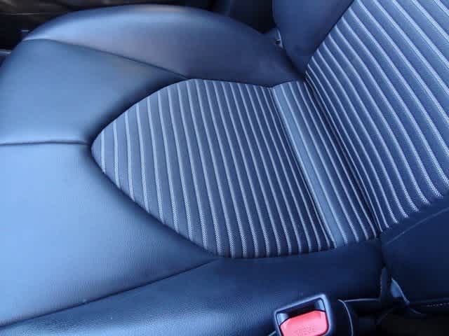 Thumbnail: 2023 Toyota Highlander - 17