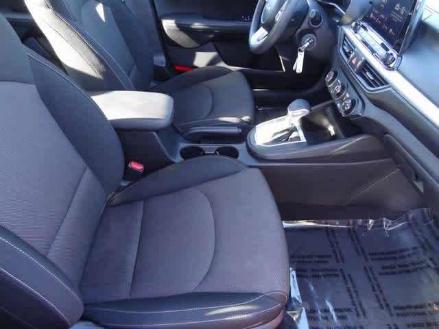 Thumbnail: 2024 Kia Forte - 12