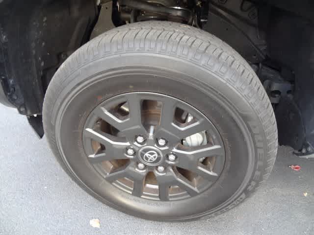 Thumbnail: 2025 Toyota 4Runner - 15