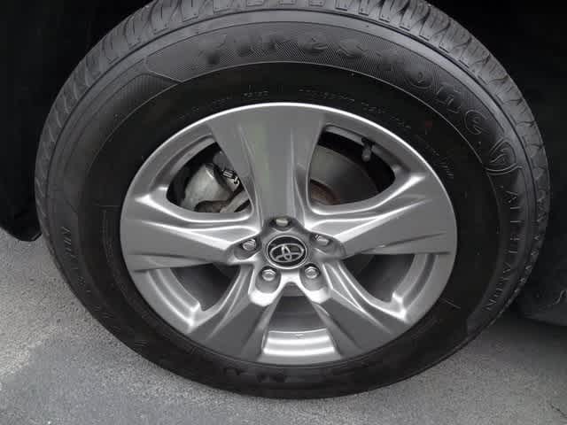 Thumbnail: 2024 Toyota RAV4 - 23