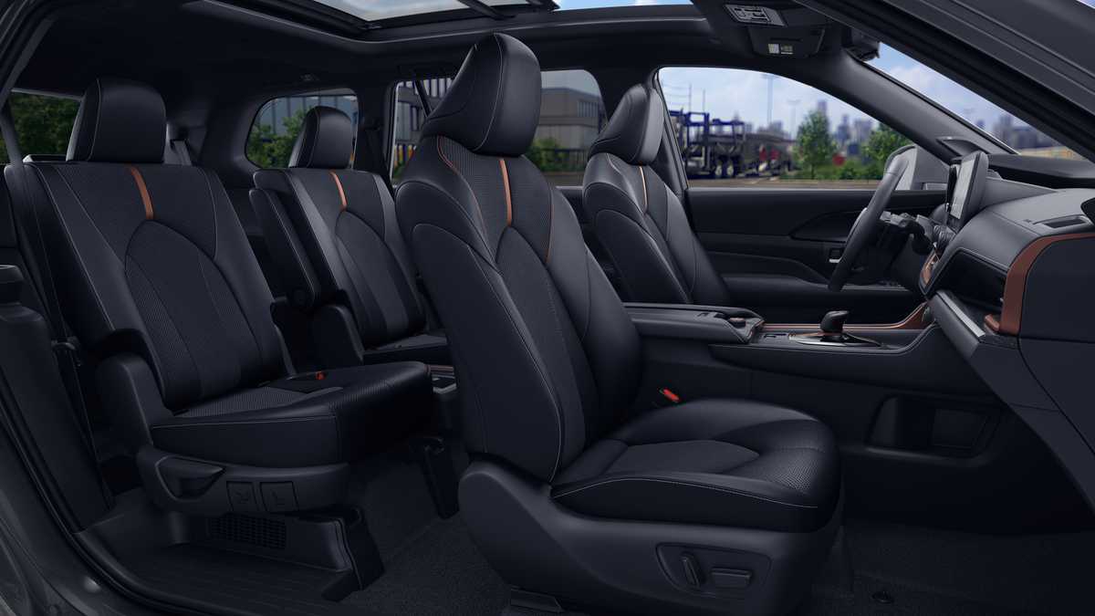 Thumbnail: 2026 Toyota Grand Highlander - 20