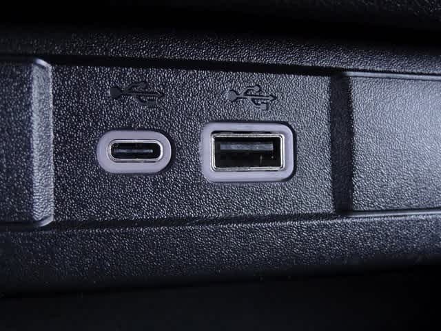 Thumbnail: 2024 Chevrolet Colorado - 28