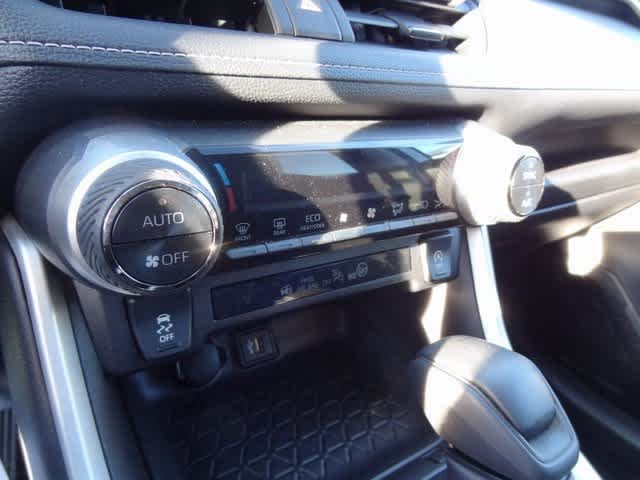 Thumbnail: 2024 Toyota RAV4 - 13